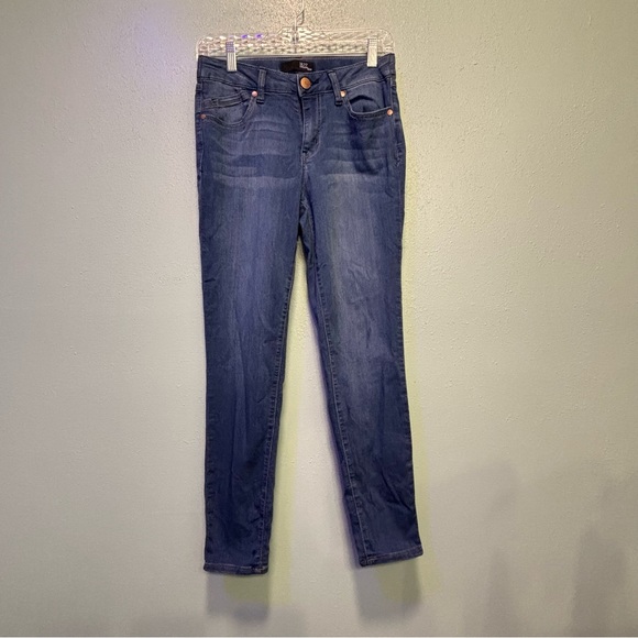 1822 Denim Denim - 1822 Denim Women's Skinny Jeans in Deep Blue